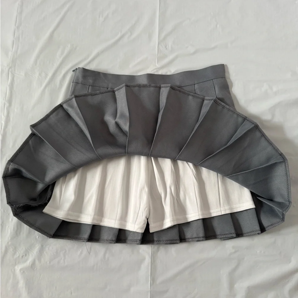 Gray Pleated Women's Skirt - Picture 4 of 9